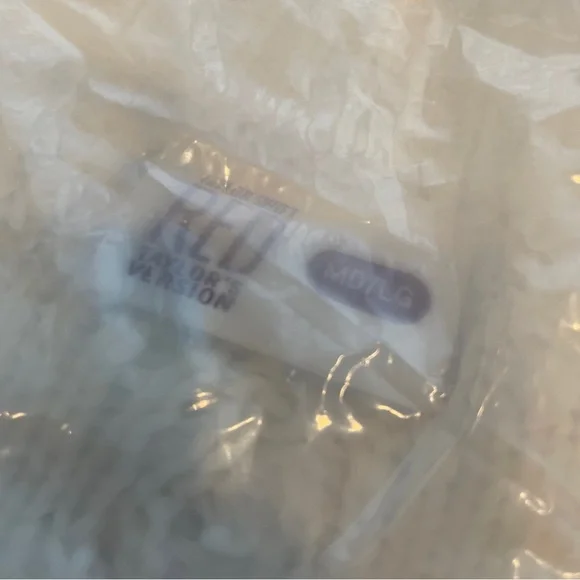 Official Taylor Swift Red TV Album Cardigan 2025 - Picture 3 of 8